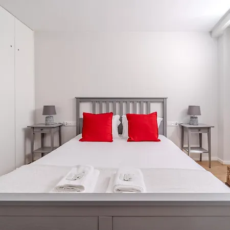 The Secret Door By House And People Apartment Braga